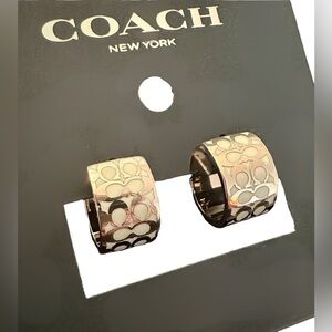 Coach Logo Huggie Earrings White
Enamel Rose Gold Signature “C” NWT + Extras!